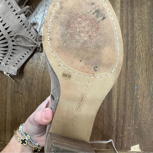 Vince Camuto Size 8 Tarita Suede Lace Up Heels - Picture 7 of 7
